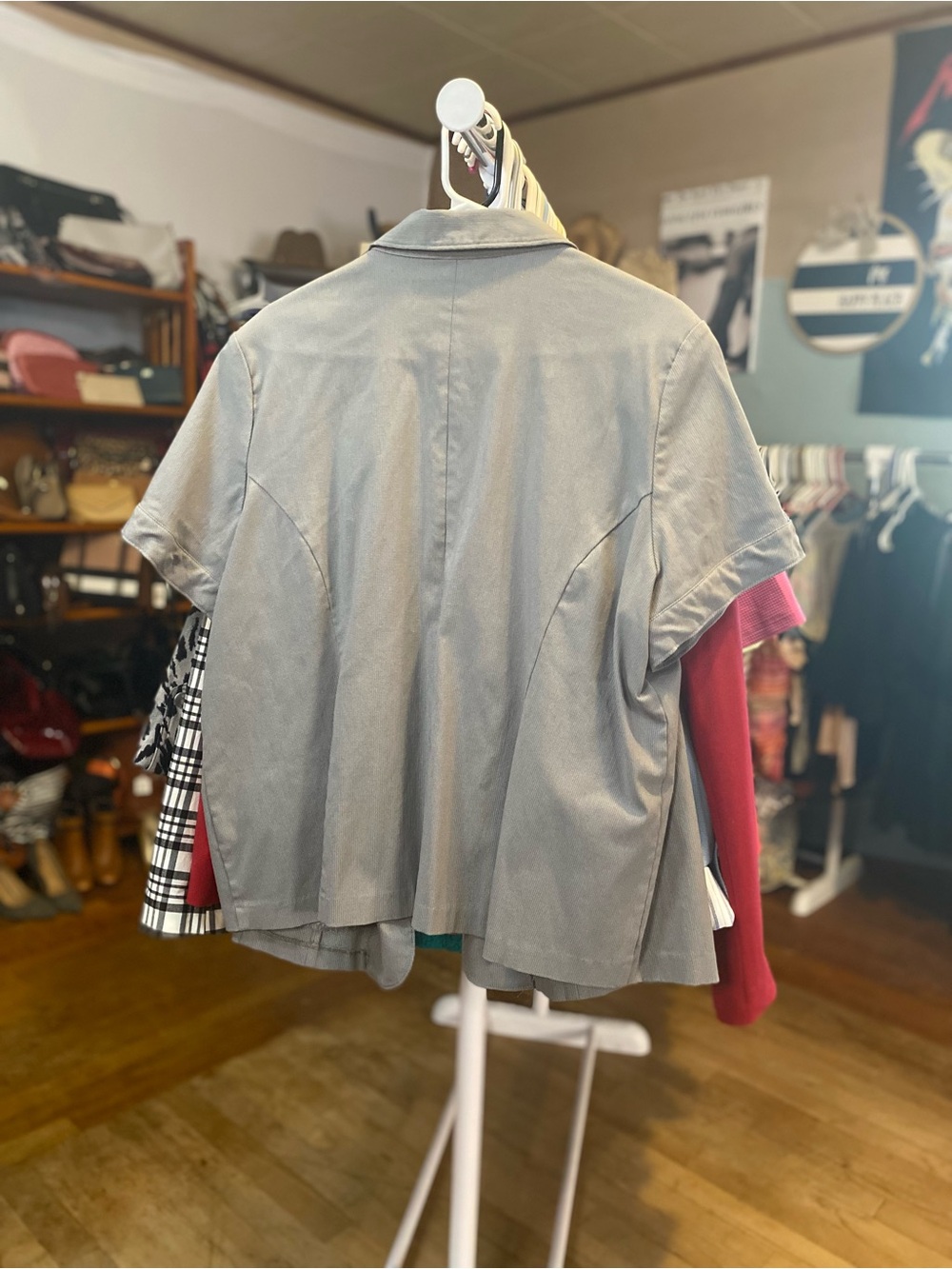 Reitmans Gray Short Sleeve Blazer Jacket - Picture 6 of 7